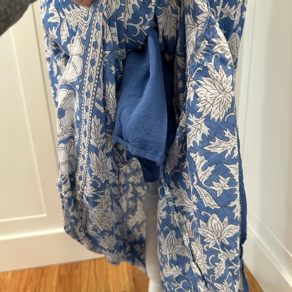 Velvet by Graham & Spencer Joanna Tie Shoulder Cotton Maxi Dress - Picture 6 of 6